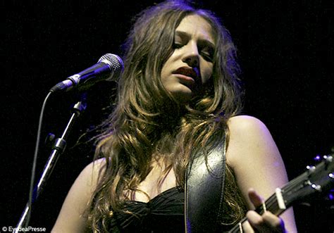 9 Hot Sexy Izia Higelin Bikini Pics