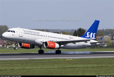 OY KAY SAS Scandinavian Airlines Airbus A320 232 Photo By Viktor