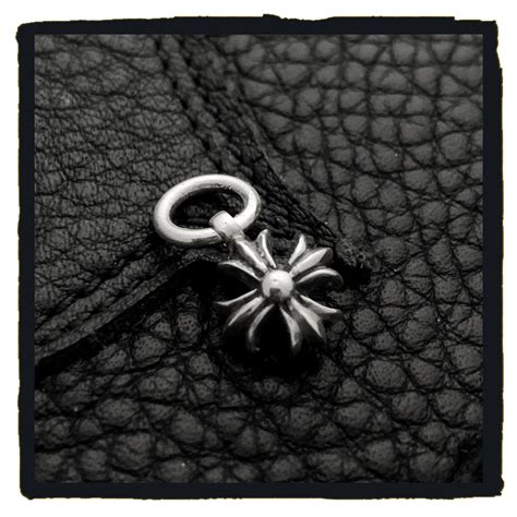 necklace & pendant – deep anger