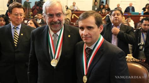 Reciben Unam Y Colmex La Medalla Al M Rito Ciudadano