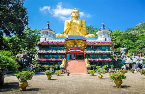 Dambulla Cave Temple | Travel Destination Sri Lanka