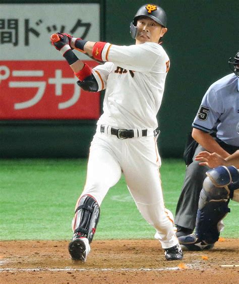 巨人・亀井、カッコ良すぎ！「試合時間3秒だったんですけど」1球で仕留めた10度目劇打に笑顔― スポニチ Sponichi Annex 野球