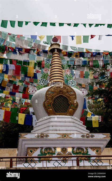 Dalai Lama S Temple Dharamsala Stock Photo Alamy