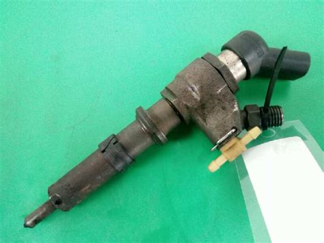 Injecteur PEUGEOT 307 3A C 2 0 HDi 90 9636819380 5WS40000 B Parts