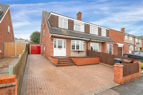 Grange Drive Melton Mowbray 3 Bed Semi Detached House 213 000