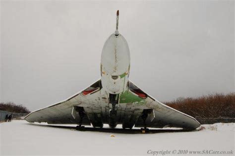 Snow Tips Avro Vulcan Xl319 Into Dramatic Takeoff Pose Urban Ghosts