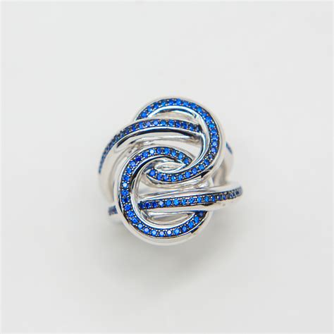 Anillo Aros Entrelazados Orobriz Carmen Joyeria