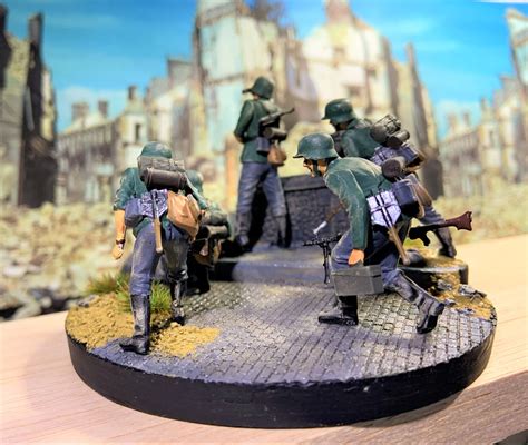 WW2 Diorama 1/35 Scale German Wehrmacht infantry 5 Figures | #4608203131