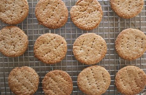 Homemade Digestive Biscuits Recipe – Kitchen Cookbook