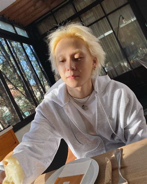 Hyojong Hyojong1994 • Фото и видео в Instagram Dawn Edawn Icons