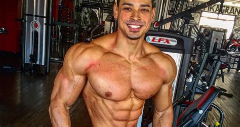 Men S Physique Bodybuilder Felipe Franco Joins Team Generation Iron Brasil