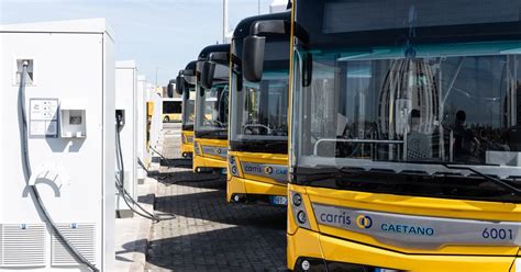 Carris inaugura novos autocarros elétricos em Lisboa