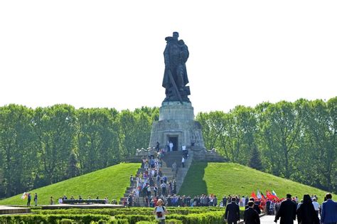 Фото Трептов-парка (58 фото)