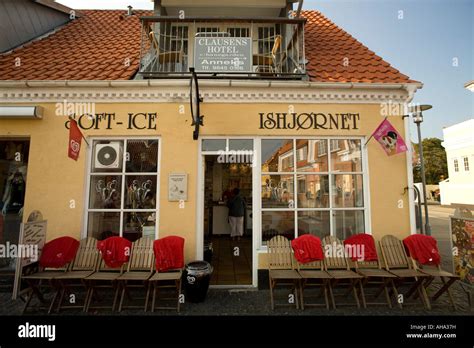 Ice Cream Place With Seats Outside And Red Blankets Against Shivers