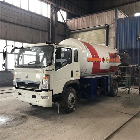 Howo Cbm Right Hand Drive Lpg Tanker Truck Buy Lpg Tanker Truck Lpg