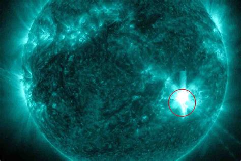 Impressionante Esplosione Solare Di Classe X3 98 Quali Conseguenze Per