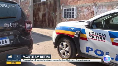 Vídeo Corpo De Mulher Assassinada é Encontrado No Meio De Uma Rua Em