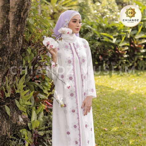 Rekomendasi Gamis Putih Model Terbaru Cocok Untuk Berbagai Acara