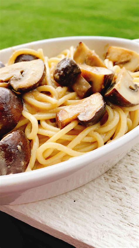 Easy Mushroom Miso Pasta