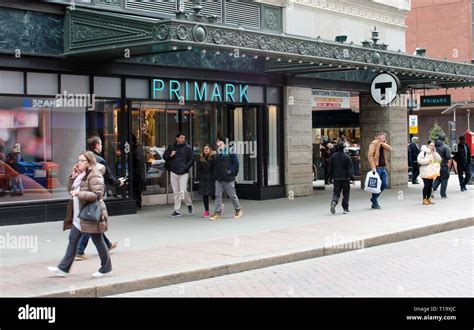 Primark store hi-res stock photography and images - Alamy