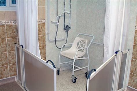 Best Shower Chairs For Elderly Guide Picked By Seniors Suddenly Senior