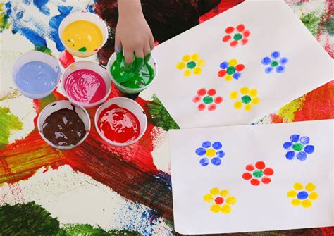 5 Fun and Easy Finger Painting Ideas for Kids – Craft projects for every fan!