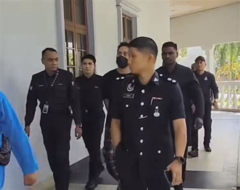 Hot Daddy Dan Teman Wanitanya Mengaku Tak Bersalah Iklankan Khidmat Persundalan