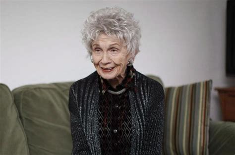 Morta Alice Munro La Scrittrice Canadese Aveva Vinto Il Premio Nobel