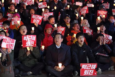 오마이포토 시민들과 함께 함성 외치는 박원순 시장 오마이뉴스