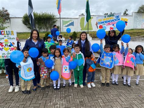 Estudiantes y docentes de la Zona 3 conmemoran el Día Mundial de