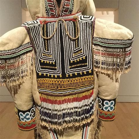 44 Best Amauti Designs New And Old Images On Pinterest Inuit Clothing