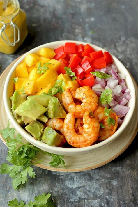 How To Make Mango Avocado Salad With Shrimps