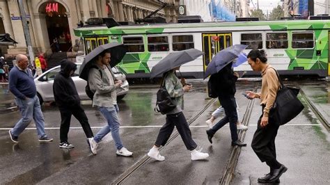 Hundreds of asthma sufferers in Victoria rushed to hospital after major ...
