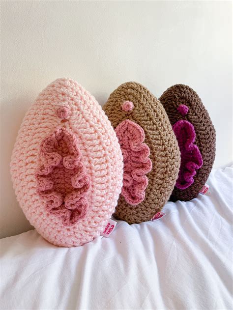 Vulva Cushion Crochet Pattern Ribblr