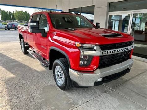 2023 Chevrolet Silverado 2500HD Data, Info and Specs | GTCarLot.com