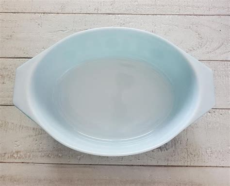 Vintage Pyrex Turquoise Lace Medallion 045 Oval Casserole Dish 2 1 2 Qt Limited Edition Only