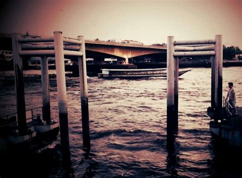 Memorial bridge | Bangkok, Structures, Road