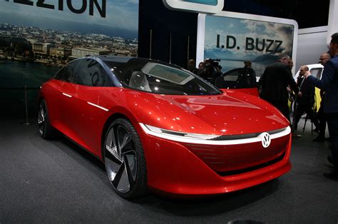 Futuristic Volkswagen Id Vizzion Concept Reveals Its Suicide Doors