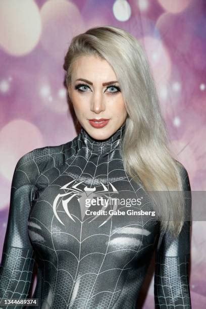 Spiderman Character Photos And Premium High Res Pictures Getty Images