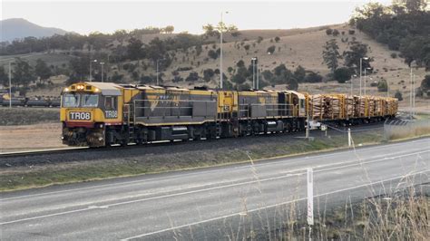 Tasrail Tr Tr Train Departing The Brighton Hub Youtube