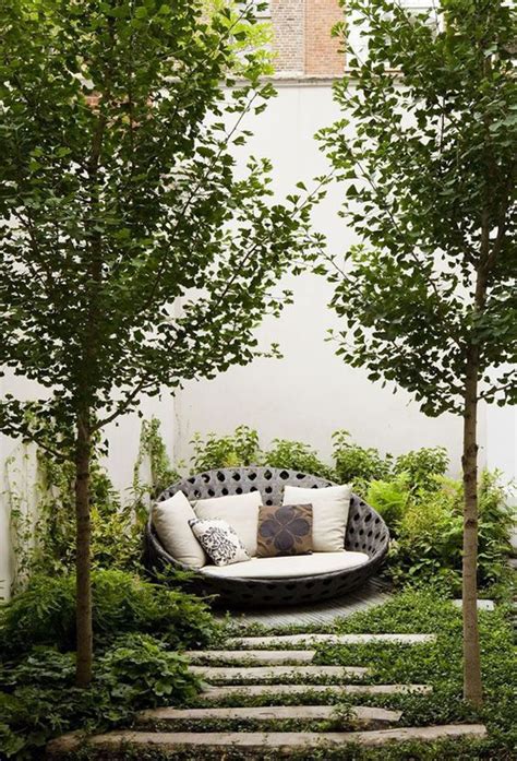 42 Coziest Outdoor Reading Nook Ideas For Your Relaxing | HomeMydesign