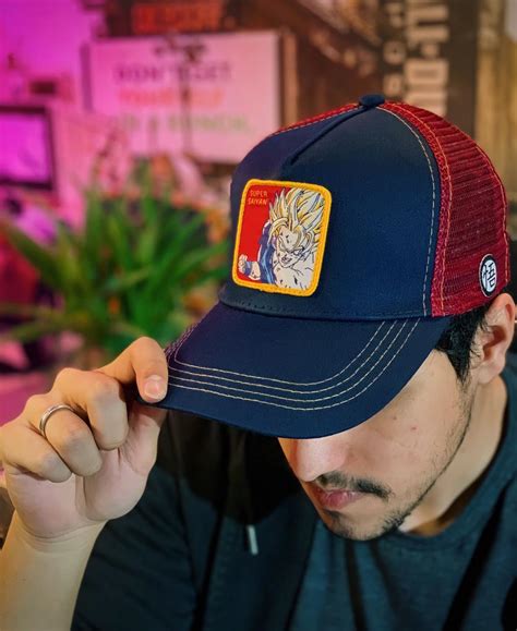 Bon Trucker Aba Curva Son Goku Super Saiyajin Dragon Ball Z Azul E