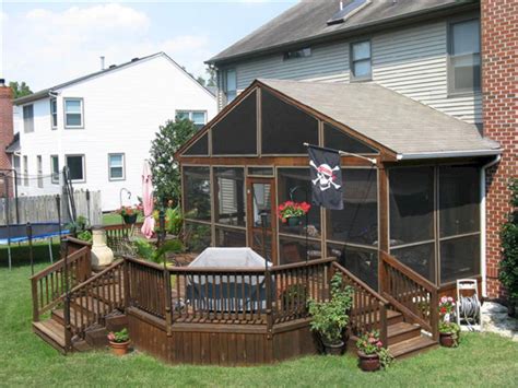 Ways To Have More Appealing Screened Porch Deck Screened Porch