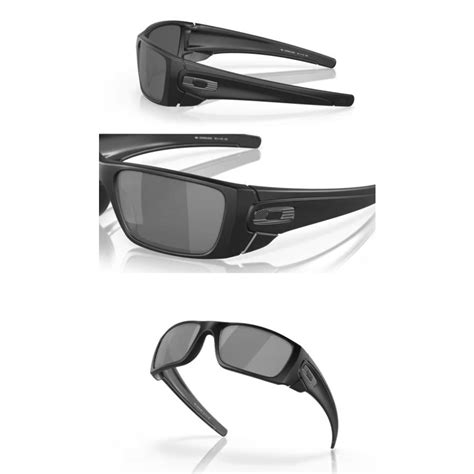 Oakley（オークリー） Fuel Cell ”matteblack Black Iridium Lens”909682 Oak0607139 ミリタリーショップ Swat 通販