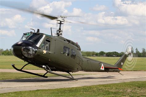 Bell UH 1H Iroquois 560 G HUEY North Weald May 2017 Flickr