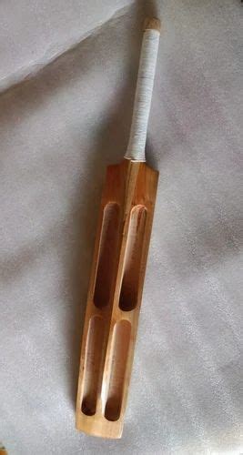 Standard Handle Brown Popular Willow Wooden Tennis Cricket Bat Size