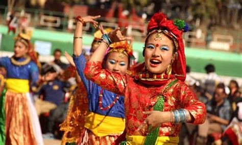 11 Traditional Folk Dances Of West Bengal With Photos