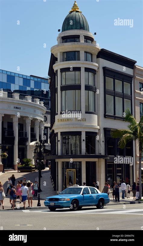 rodeo stefano ricci boutique taxi noble shopping street rodeo