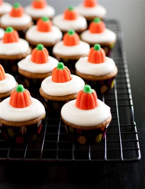 Pumpkin Cupcakes with Cream Cheese Frosting - Cooking Classy