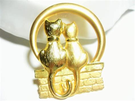 Jj Signed Cats In Love Brooch Cat Brooch Vintage Signed Brooch